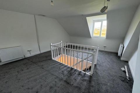 3 bedroom end of terrace house to rent, High Street, Swanage