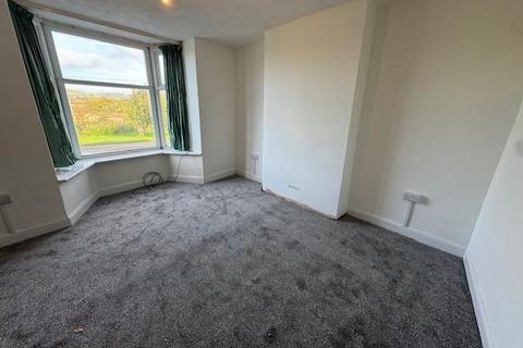 3 bedroom end of terrace house to rent, High Street, Swanage