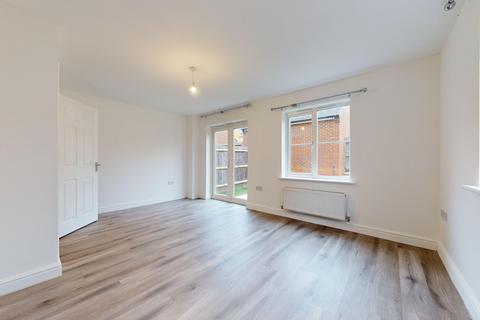 4 bedroom terraced house to rent, Intelligence Walk, Repton Park, Ashford, Kent, TN23