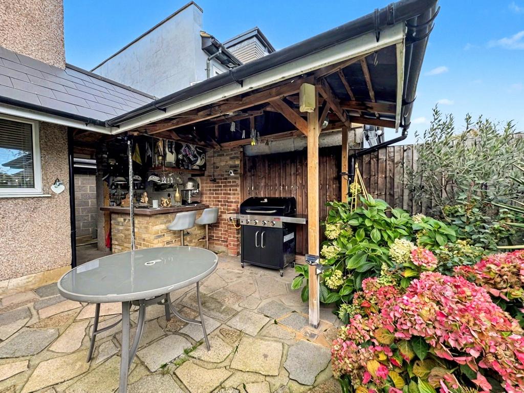 Garden Bar Area