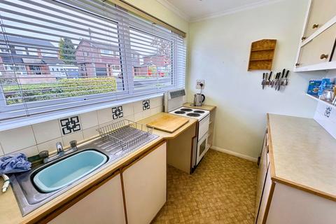 3 bedroom semi-detached house for sale, Cromwell Road, Whitefield, M45