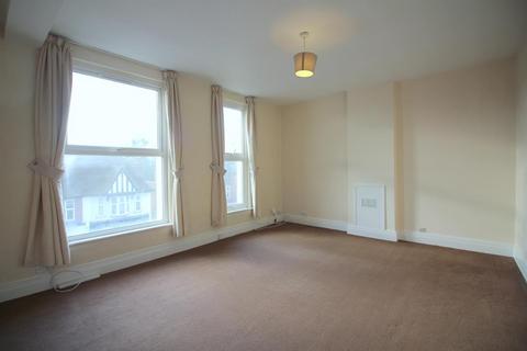 2 bedroom flat to rent, High Street, Ruislip