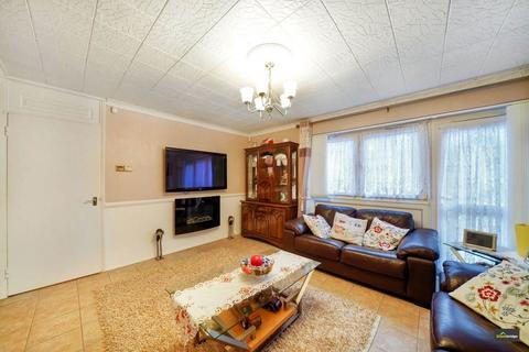 161 Grantham Road, London, E12 5LZ