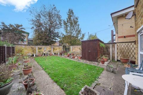 161 Grantham Road, London, E12 5LZ