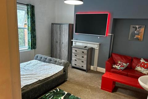 undefined, Shared Student House  - De Grey Street, Hull