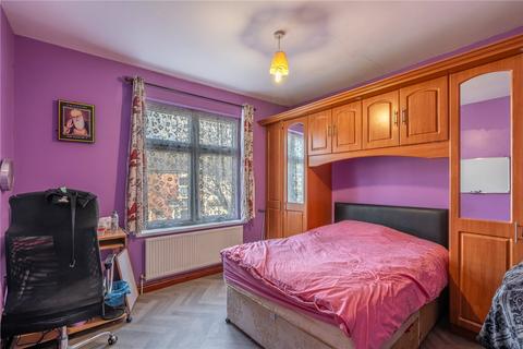 38 Wanderers Avenue, Wolverhampton, WV2 3HL