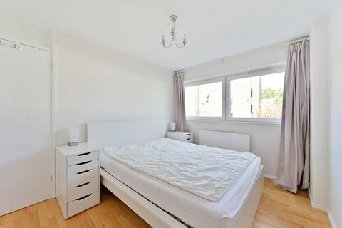 3 bedroom terraced house for sale, Bell Drive, Southfields, London, SW18