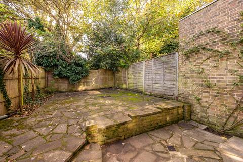 3 bedroom terraced house for sale, Bell Drive, Southfields, London, SW18