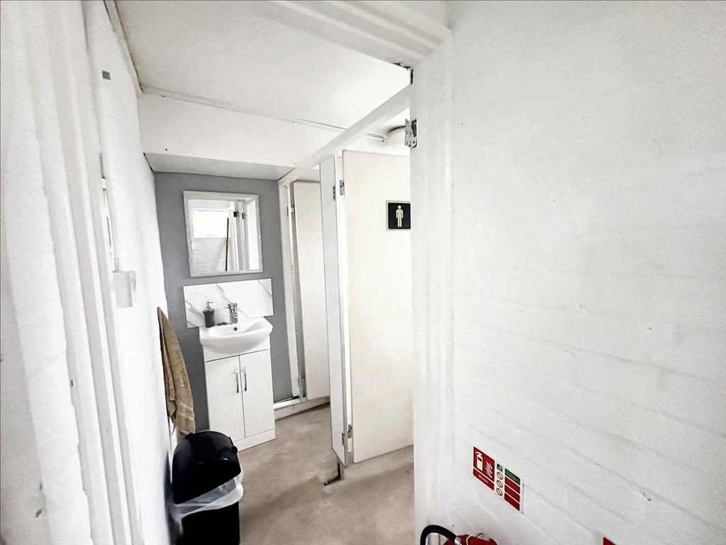 Top office toilets (1).jpeg