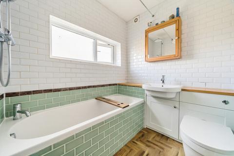 3 bedroom semi-detached house for sale, Springfield Oval, Witney, Oxfordshire
