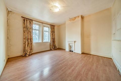 3 bedroom terraced house for sale, Southdown Road, Raynes Park