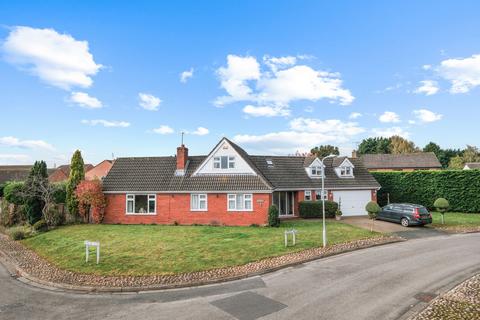 4 bedroom detached house for sale, Eastbank Drive, Worcester, WR3 7BH