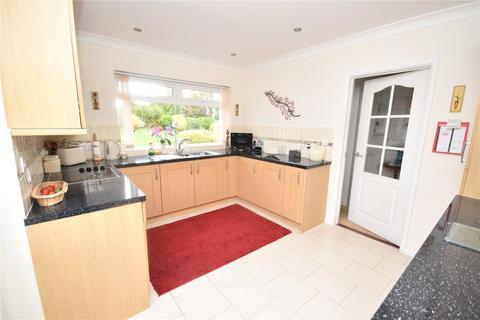 4 bedroom bungalow for sale, Holford Road, Bridgwater, Somerset, TA6