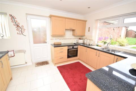 4 bedroom bungalow for sale, Holford Road, Bridgwater, Somerset, TA6