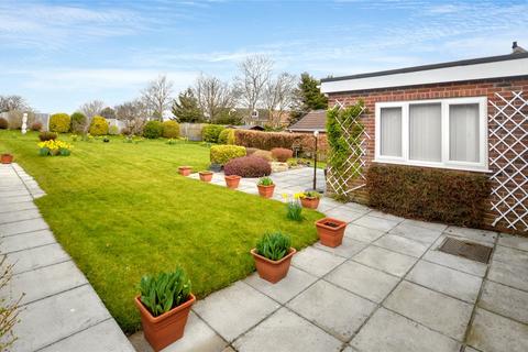4 bedroom bungalow for sale, Holford Road, Bridgwater, Somerset, TA6