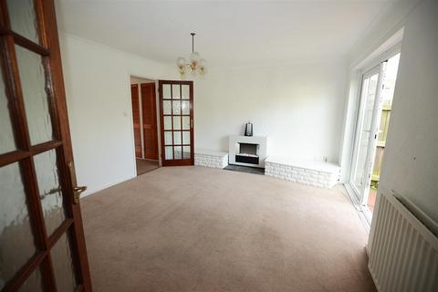 3 bedroom terraced house to rent, Whitebeam Road, Birmingham B37