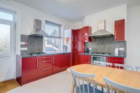 6 Bilton Drive, Harrogate, HG1 2AH