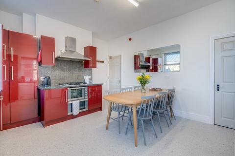 6 Bilton Drive, Harrogate, HG1 2AH