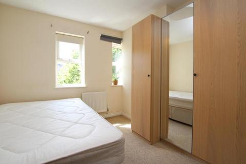 7 bedroom terraced house to rent, Wren Close, Bristol BS16