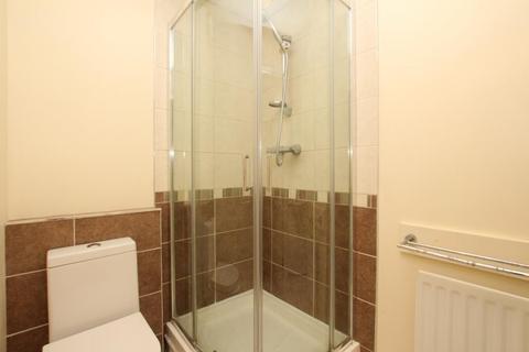 7 bedroom terraced house to rent, Wren Close, Bristol BS16