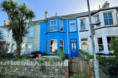 4 bedroom terraced house to rent, Crantock Street, Newquay TR7