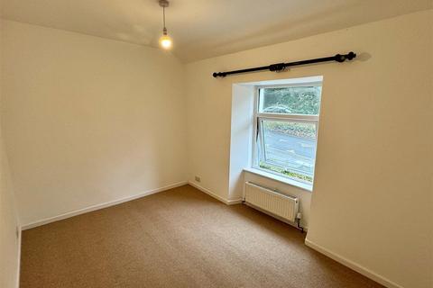 2 bedroom terraced house to rent, Terras Road, St. Austell PL26