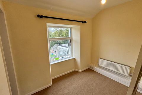 2 bedroom terraced house to rent, Terras Road, St. Austell PL26