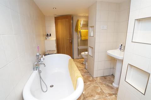 47 Fagley Road, Bradford, BD2 3LS