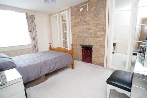 47 Fagley Road, Bradford, BD2 3LS