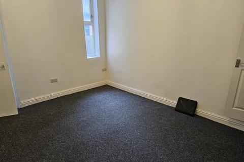 3 bedroom terraced house to rent, Coldbath Road, Birmingham B13