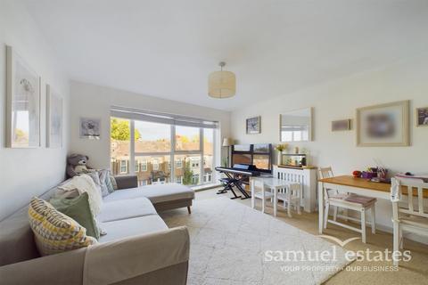 2 bedroom apartment for sale, High Street, Colliers Wood, SW19