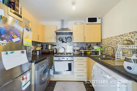 2 bedroom apartment for sale, High Street, Colliers Wood, SW19