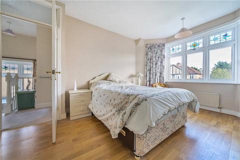 34 The Grove, West Wickham, BR4 9JS