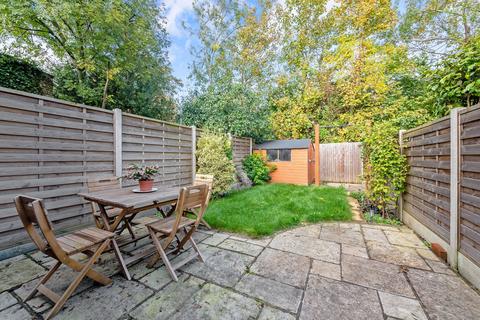 3 Beaconsfield Road, Surbiton, KT5 9AW