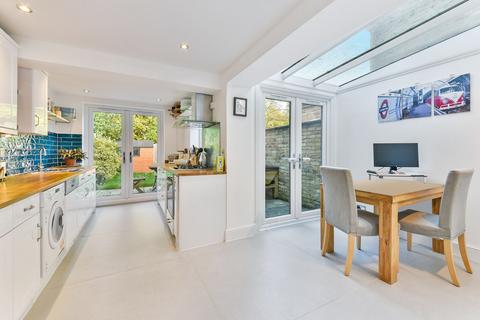 3 Beaconsfield Road, Surbiton, KT5 9AW