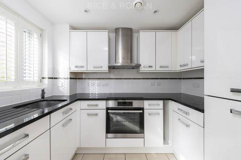 2 bedroom retirement property for sale, Oatlands Avenue, Weybridge KT13