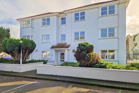 2 bedroom flat for sale, 23 Gordon Le Breton Close, St Saviour