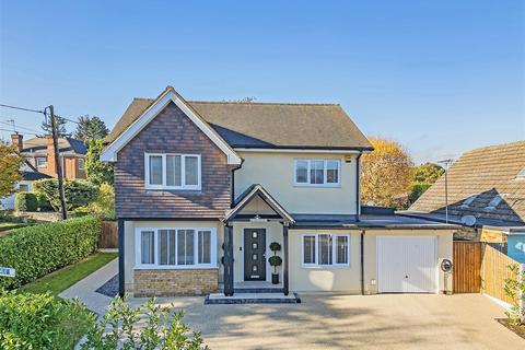 4 bedroom detached house for sale, Victoria Avenue, Langdon Hills, Basildon