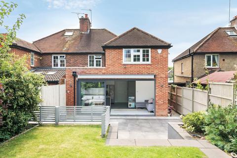 17 Simmil Road, Claygate, Esher, KT10 0RT