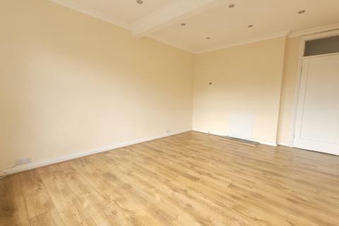 1 bedroom flat to rent, Colney Hatch Lane, London N10