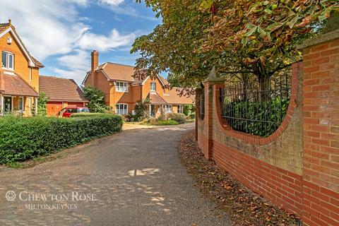 5 bedroom detached house for sale, Rhoscolyn Drive, Milton Keynes