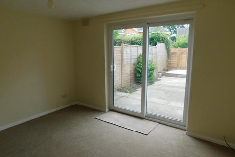 2 bedroom terraced house to rent, The Oaklands, Bicton Heath