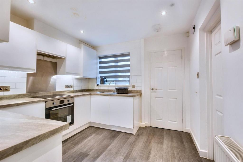 Kitchen 1.jpeg
