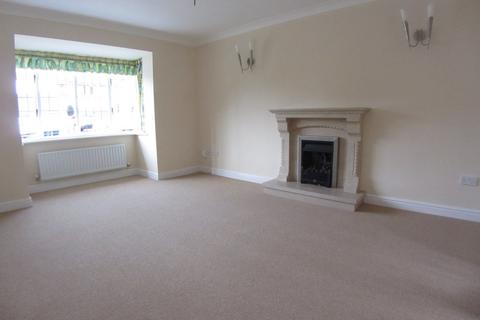 4 bedroom detached house to rent, Kinver Drive, Hagley, Stourbridge, DY9