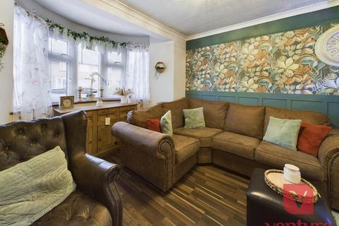 70 Browning Road, Luton, LU4 0LF