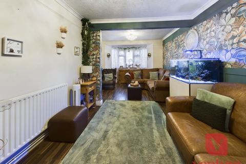 70 Browning Road, Luton, LU4 0LF