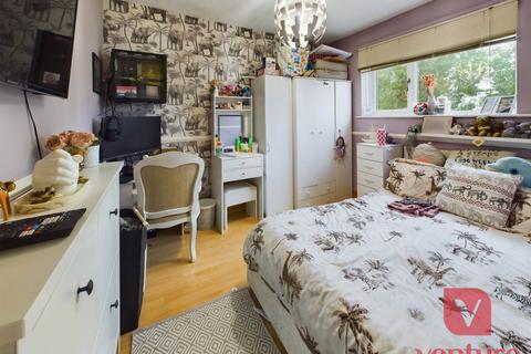 70 Browning Road, Luton, LU4 0LF