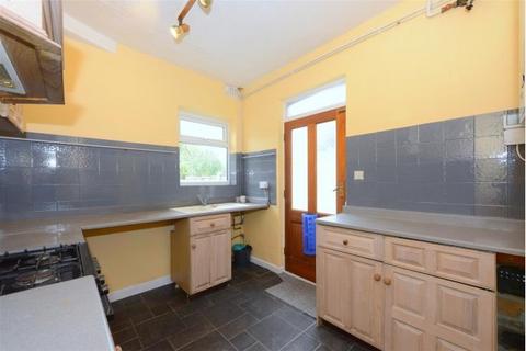 3 bedroom terraced house to rent, Monkmoor Road, Shrerwsbury