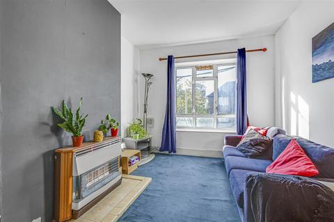 4 bedroom flat for sale, Aubyn Square, Putney, SW15