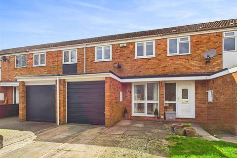 28 Compton Close, Corse, Gloucester, GL19 3RP